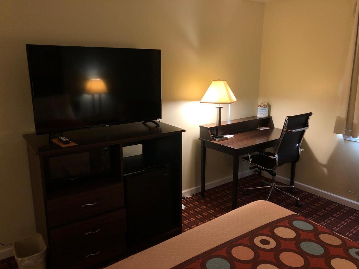 Hotel Super 8 By Wyndham Plover Stevens Point Area 2*