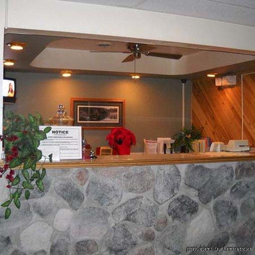 Super 8 By Wyndham Plover Stevens Point Area Hotel