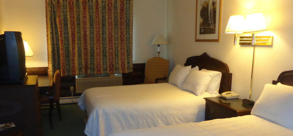 Super 8 By Wyndham Plover Stevens Point Area