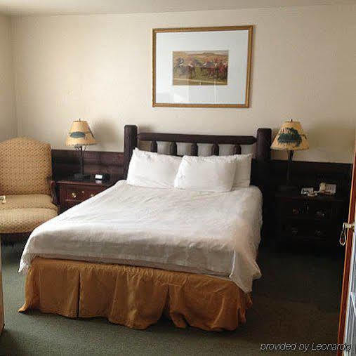 Super 8 By Wyndham Plover Stevens Point Area