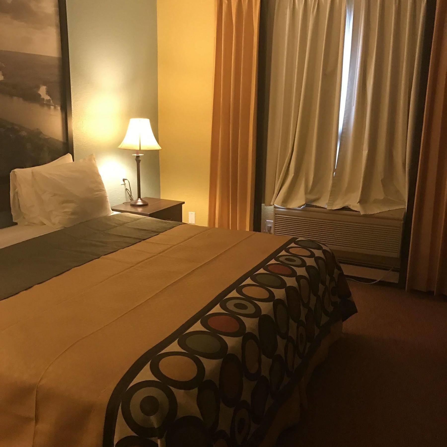 Hotel Super 8 By Wyndham Plover Stevens Point Area Plover
