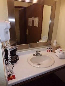 Super 8 By Wyndham Plover Stevens Point Area 2*